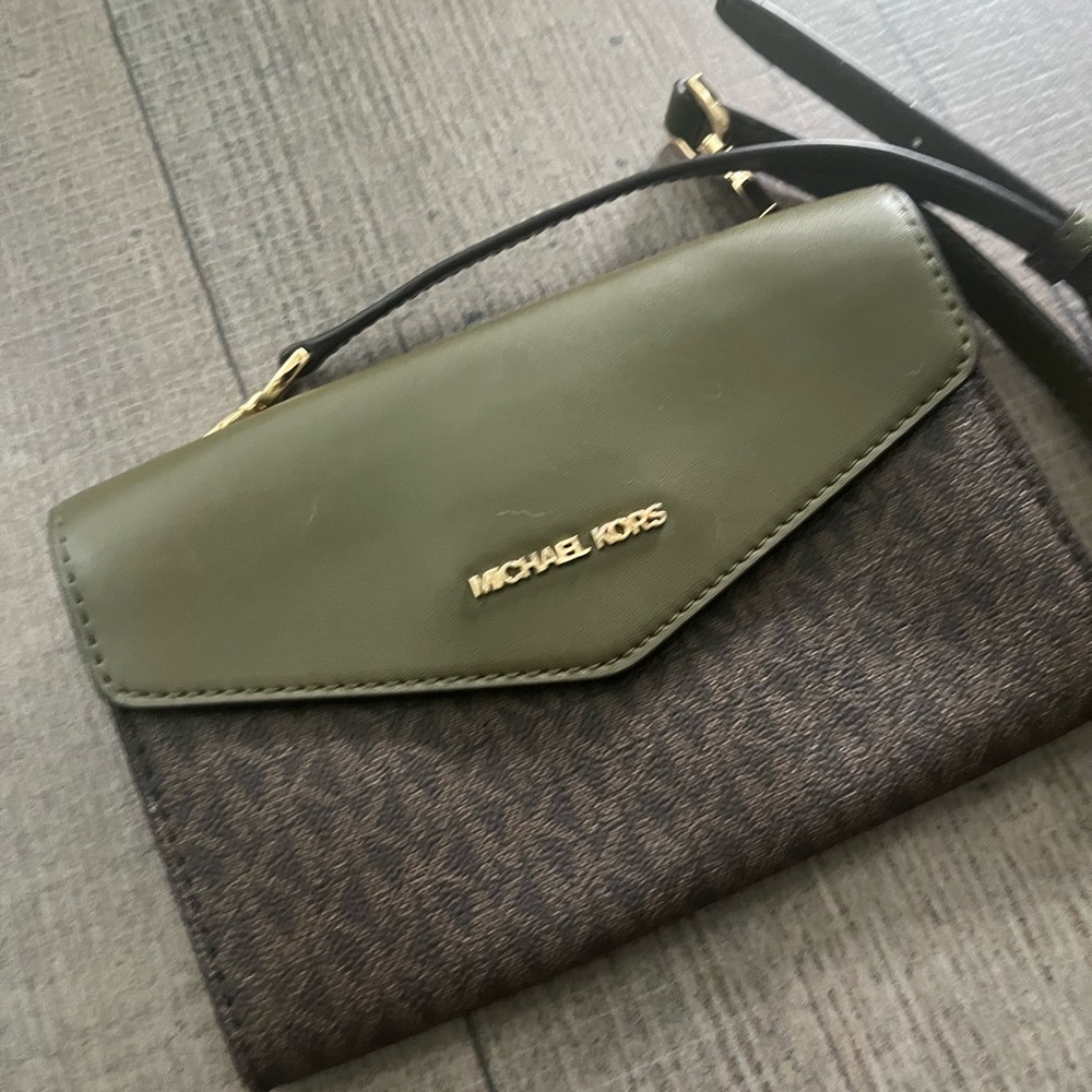 Michael Kors - Picture 5 of 6